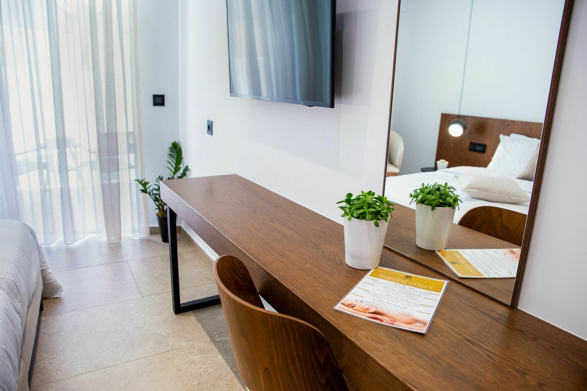 Sunset Hotel Bali  Room photo